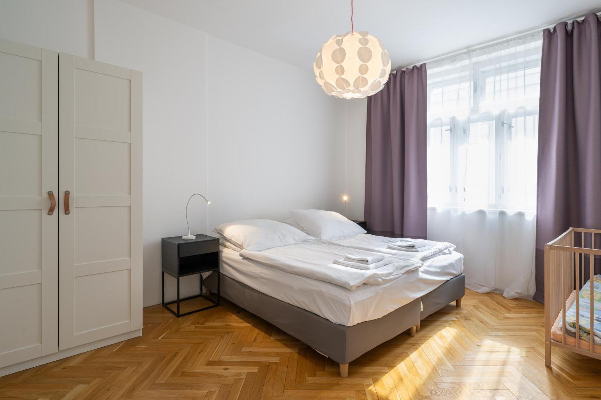 Veleslavin Apartments Prague Exterior photo